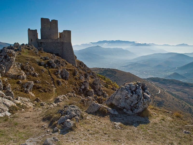 Rocca Calascio tra le montagne d’Abruzzo