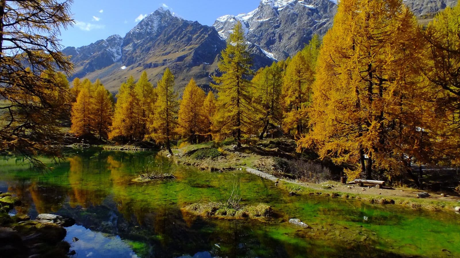 Lago Blu con il Cervino in Valle d’Aosta